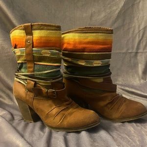 Womens 9.5 Target Boots - GORGEOUS FALL COLORS